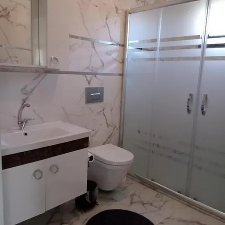 Charming Villa With Private Pool In Sapanca Vakantiehuis