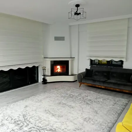 Vakantiehuis Charming Villa With Private Pool In Sapanca Sakarya (Marmara)