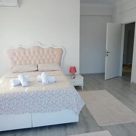 Vakantiehuis Charming Villa With Private Pool In Sapanca Sakarya (Marmara)